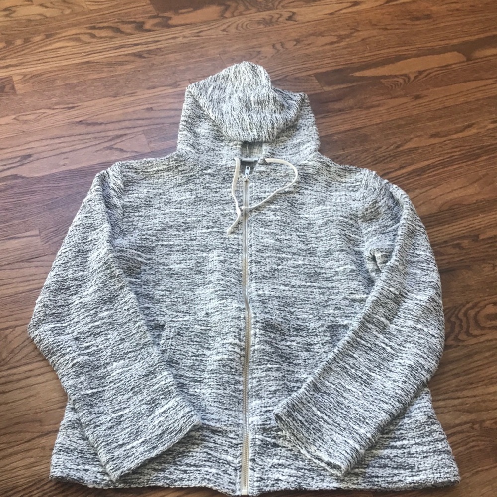 Light weight sweatshirt
